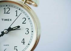 Foto van een zakhorloge. Foto ter ondersteuning van het voorbeeld.